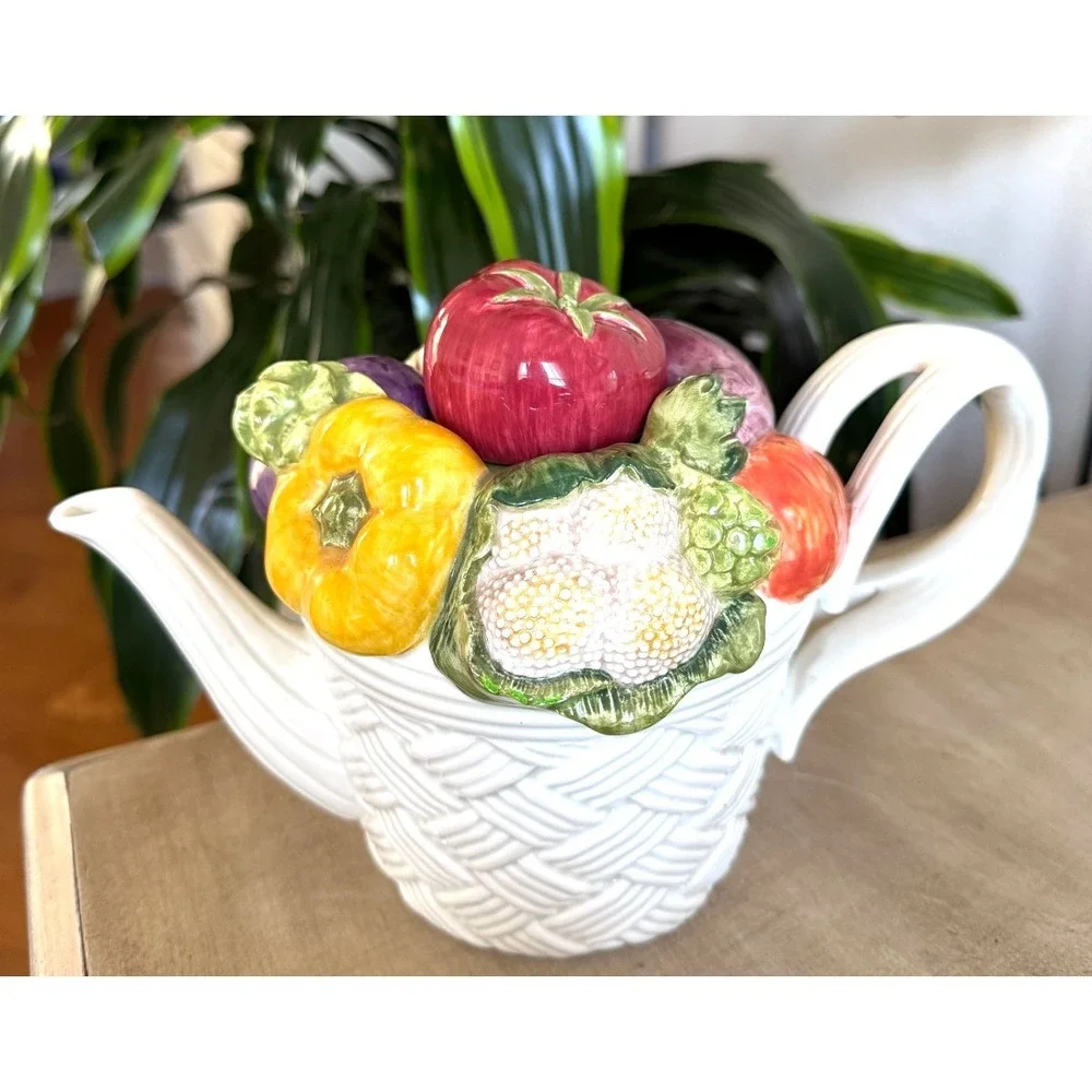 Fitz & Floyd 1995 Ceramic Vegetable Garden Teapot Basket‎ 1995 Retired 6